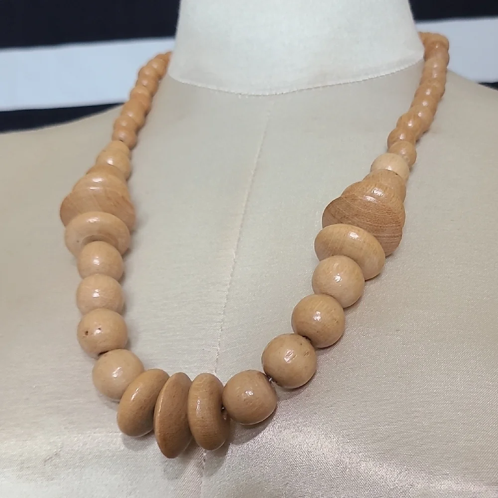 Elegant Tan Beaded Necklace
